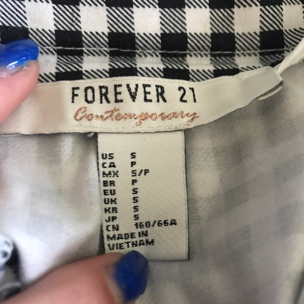 pleated high waisted gingham checked shorts! - Picture 6 of 6